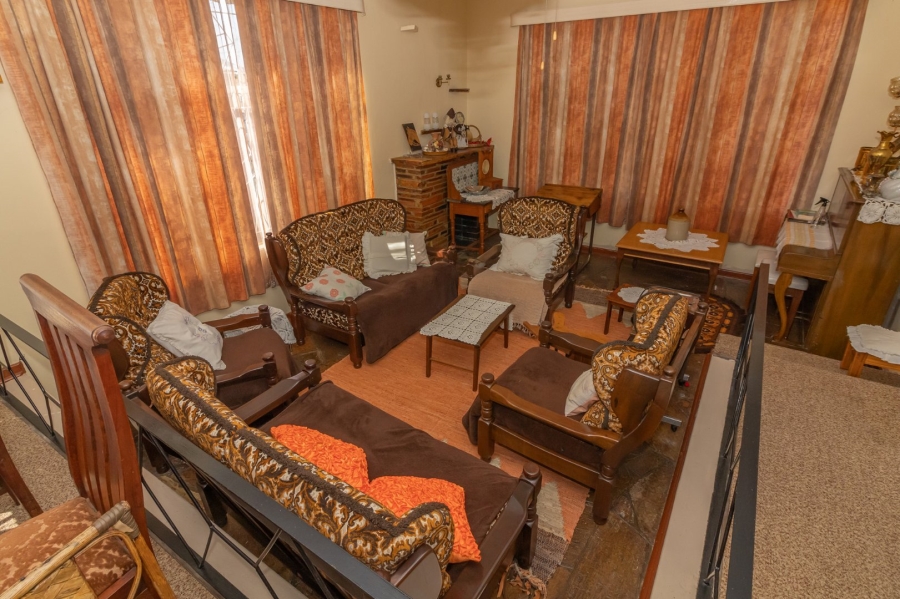 6 Bedroom Property for Sale in Morewag Free State
